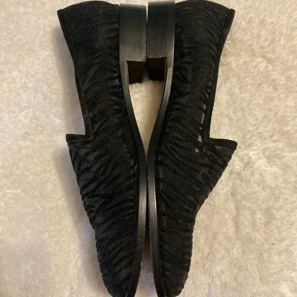 Yves Saint Laurent Black Shear Pattern Loafers size 10 M in great condition. - Picture 5 of 10